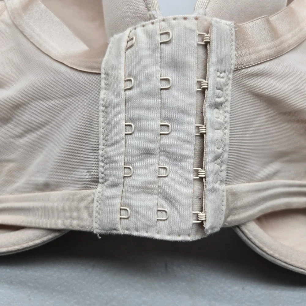 Cacique Women Bra 48DDD Beige T Shirt Underwired Strap Adjustable